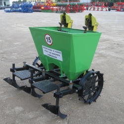 Masina-plantat-cartofi-cu-fertilizare-5