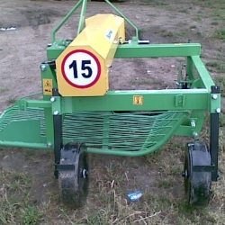 Masina-recoltat-cartofi-cu-gratar-lateral-2
